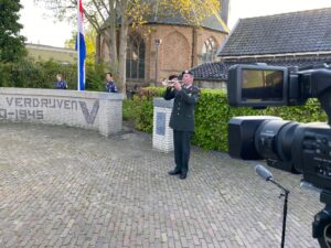 Dodenherdenking bij RTV Lansingerland