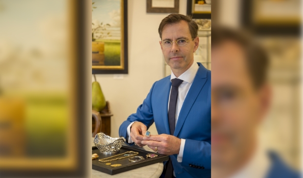 Chris van Waes koopt goud en zilver in Hotel NH Zoetermeer (Hart van Lansingerland)