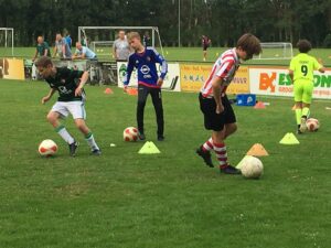 Trainen als een profvoetballer in de herfstvakantie