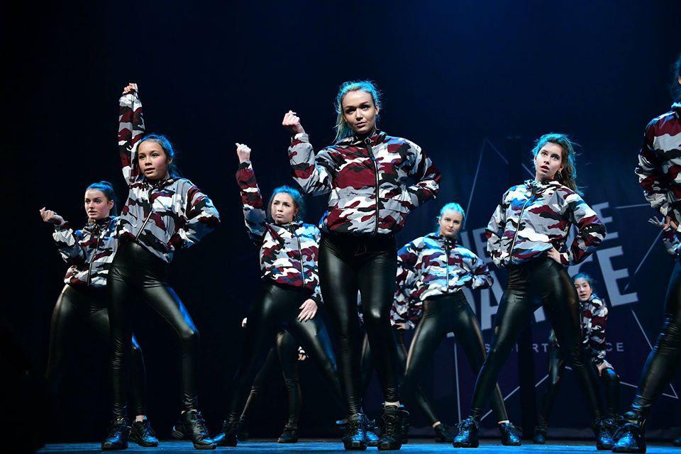 Dansshow live op TV