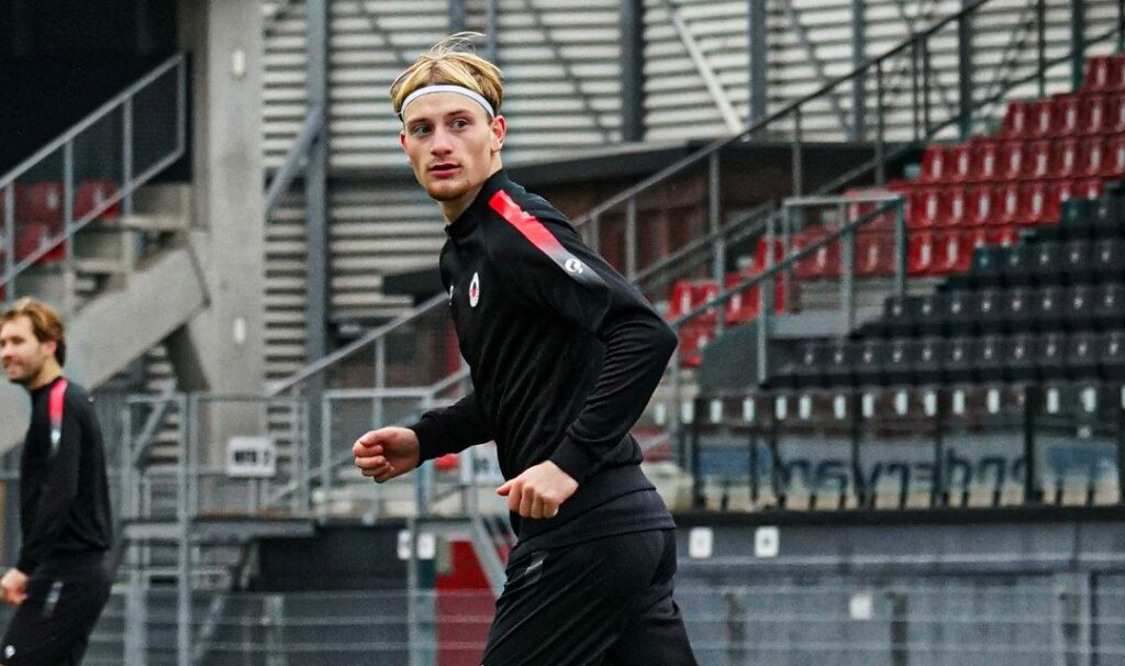 Joshua Eigenraam maakt debuut bij Excelsior Rotterdam