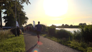 Stralende editie van de Midzomeravondloop