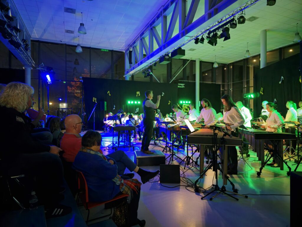 Concordia viert 85-jarig jubileum met feestelijke voorstelling ‘Raak’
