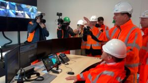 Koning bezoekt Rottemerentunnel en test veiligheidssystemen