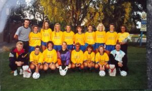 CVV Berkel viert 50 jaar vrouwen- en meisjesvoetbal met groots jubileumfeest