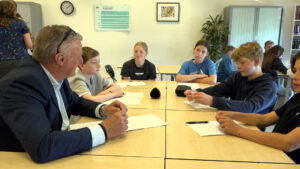 Groen onderwijs bloeit op: jongeren leren over glastuinbouw