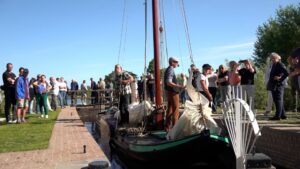De sluis die Berkel opende – varend verleden hersteld in volle glorie