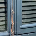 Inbraakgolf dreigt in Rokkeveen: politie waarschuwt voor vakantie-inbraken