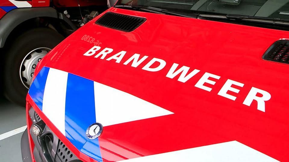 Hooibalen in brand