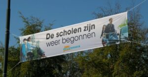 Kinderen weer terug naar school: verkeersdrukte rond scholen neemt toe