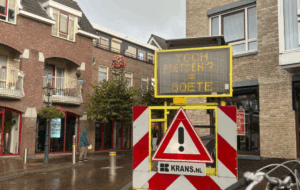 Gedeeltelijk fietsverbod in Dorpsstraat blijft van kracht
