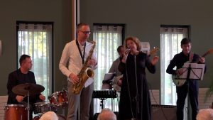 Marieke and the Jazz Dunes betoveren Lansingerland met swingende klanken