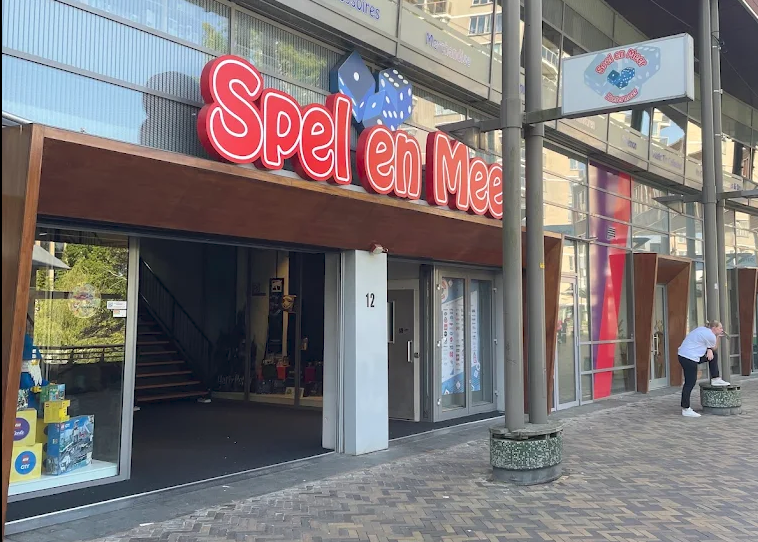 Spellenwinkel ‘Spel en Meer’ bestaat tien jaar