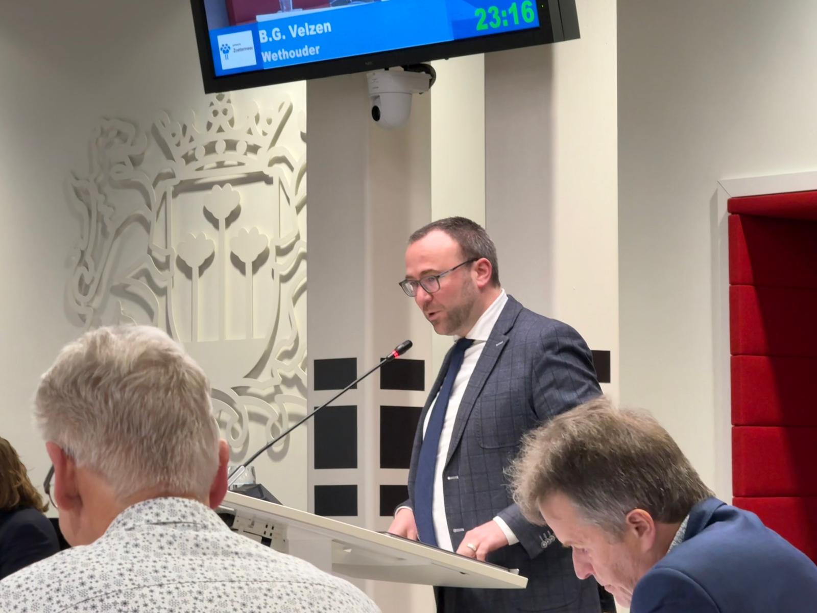 Wethouder Velzen verwacht raadssteun voor afvalplan met amendement VVD