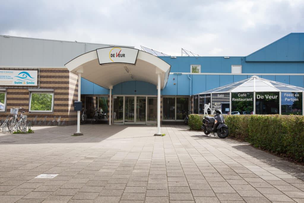 Sporthal en zwemzaal weer open na sneeuwinspecties