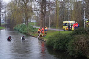 Zoekactie in water na aantreffen scootmobiel Anjerdreef Berkel en Rodenrijs