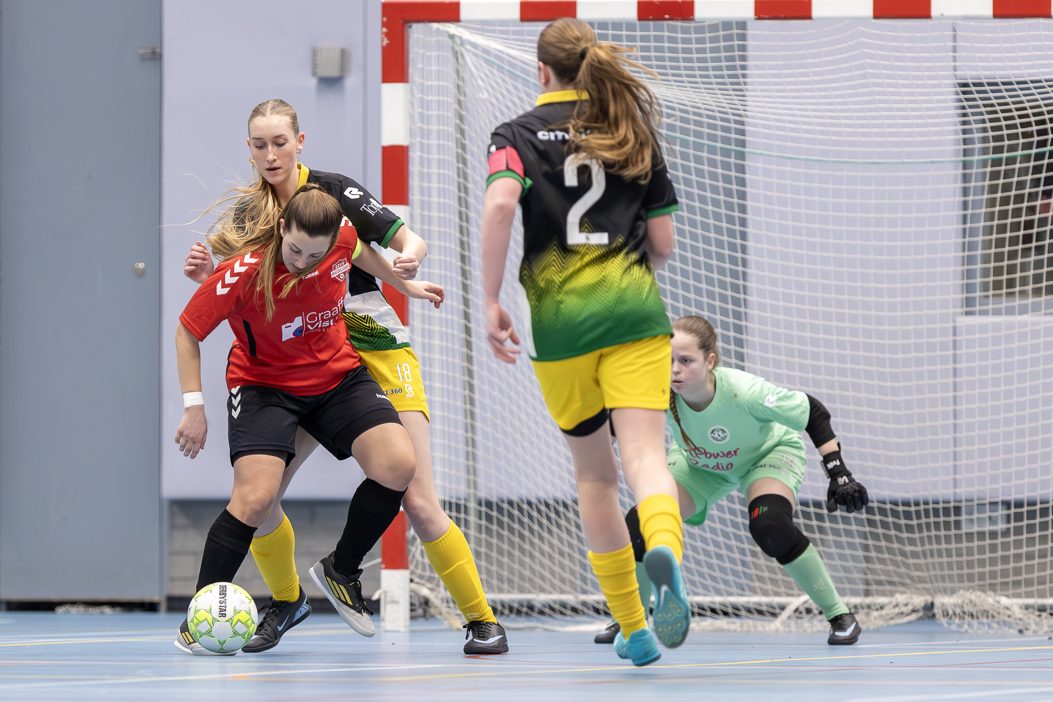 Koploper Mazzel Stars verspeelt punten bij Futsal Haaglanden