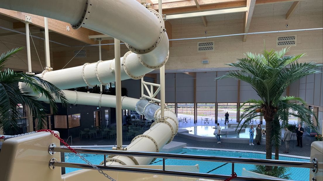 Meerdere zwemmers gewond in Glijbaan, voorlopig niet glijden in nieuw zwembad