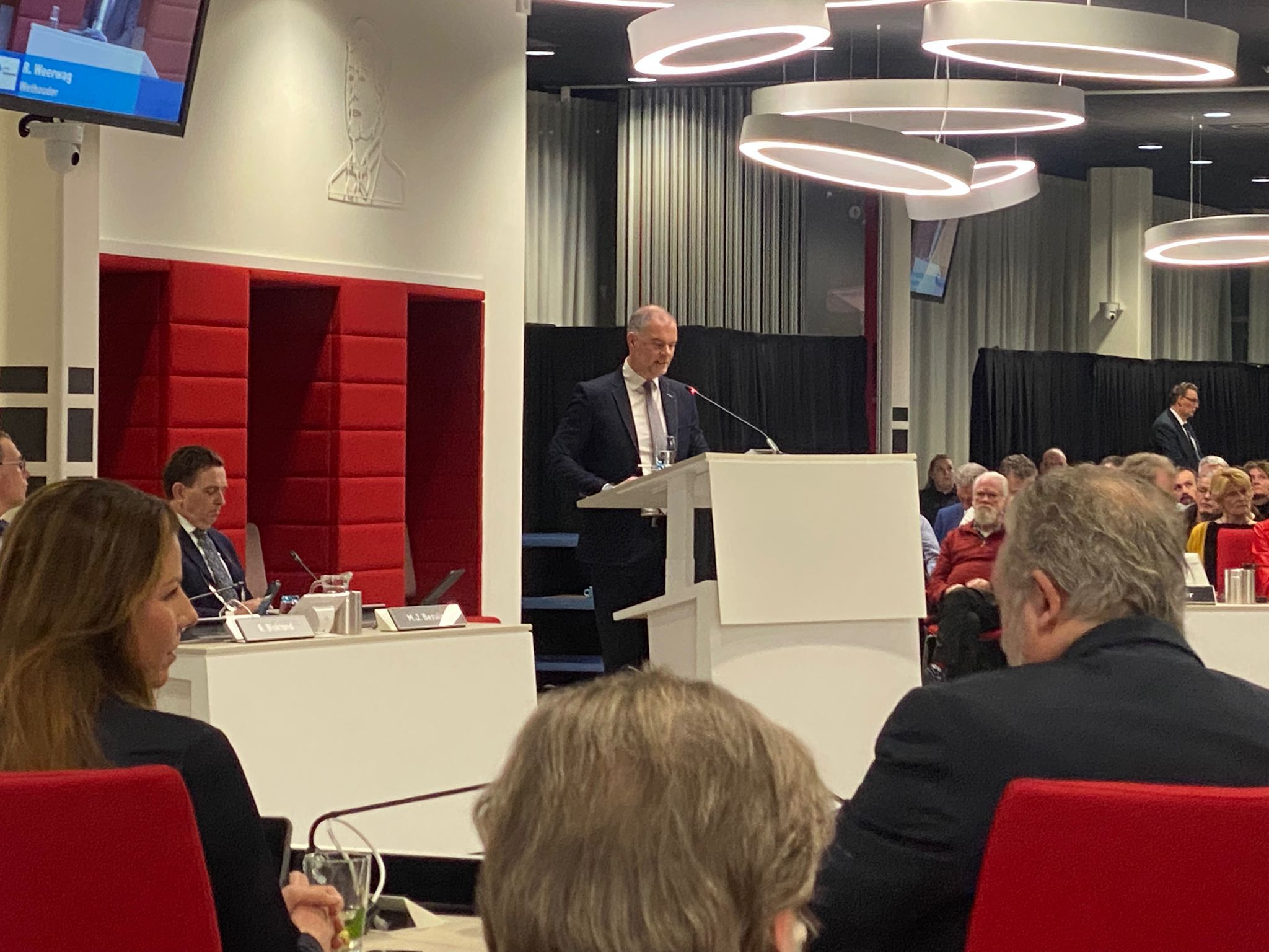 Wethouder Weerwag dient ontslag in na politieke onrust