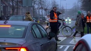 Opnieuw actie voor verkeersveiligheid bij oversteek Stationssingel