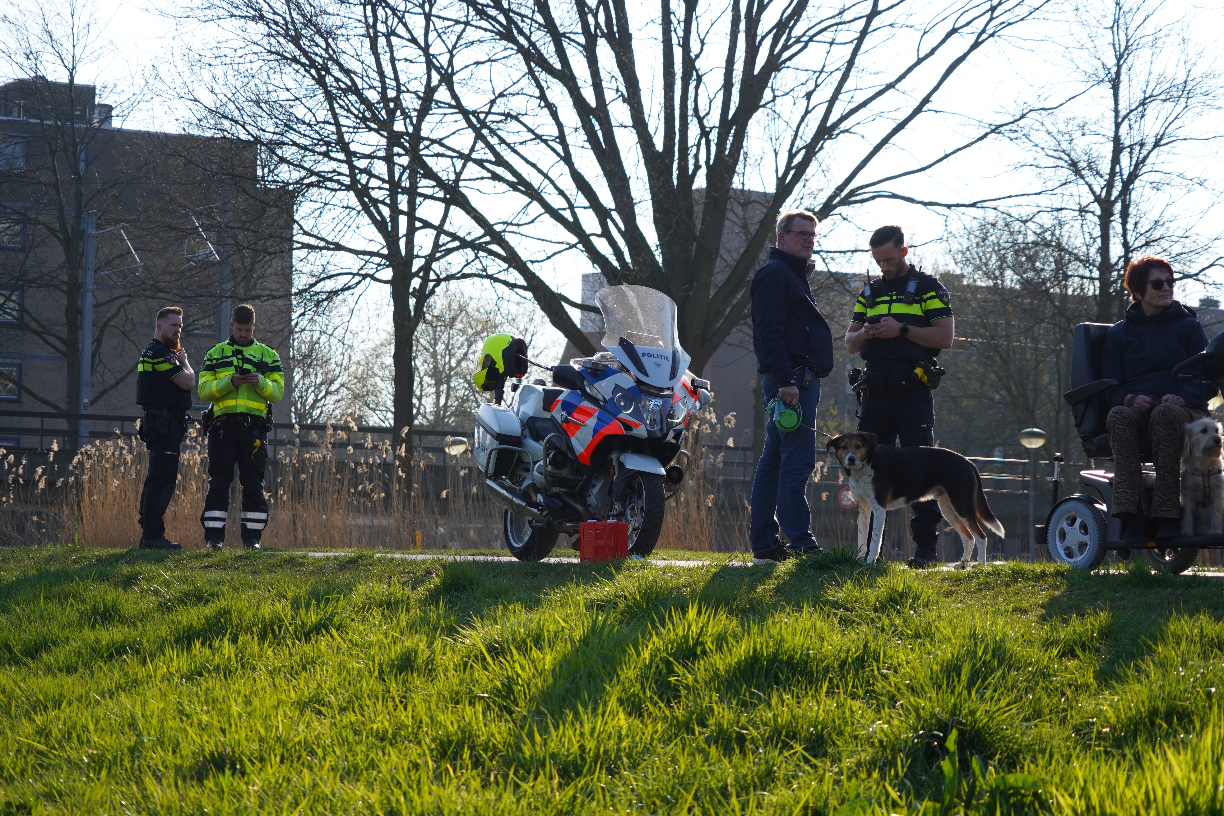 Gewonde man aangetroffen na steekincident op fietspad Van Doornenplantsoen in Zoetermeer