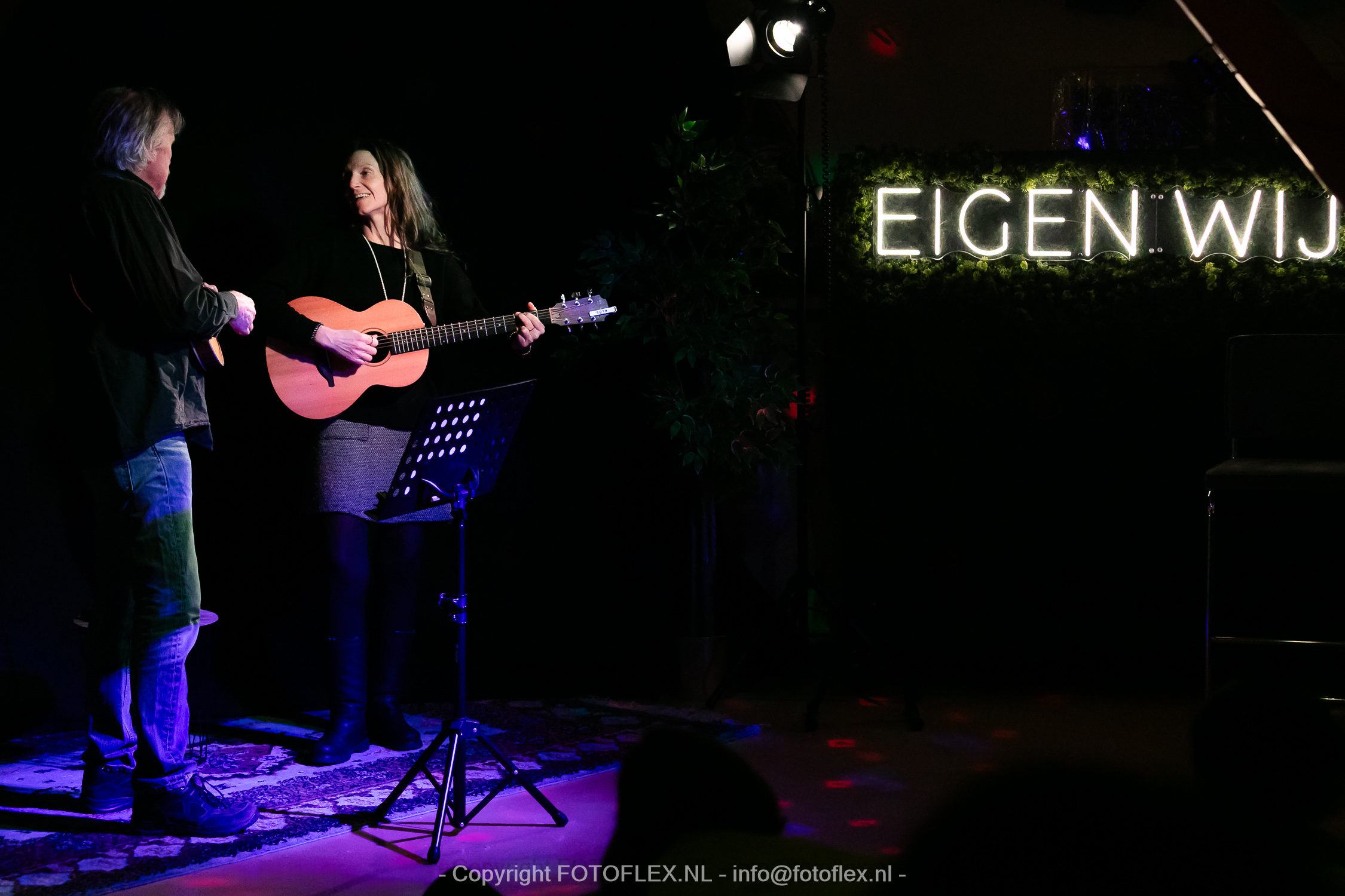 Open podium Eigen Wij brengt muziek, spoken word en verrassende toegift