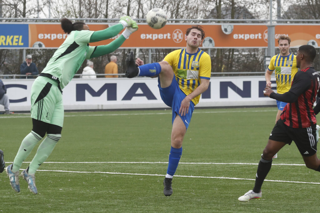 Berkel morst punten, Soccer Boys pakt belangrijke uitzege