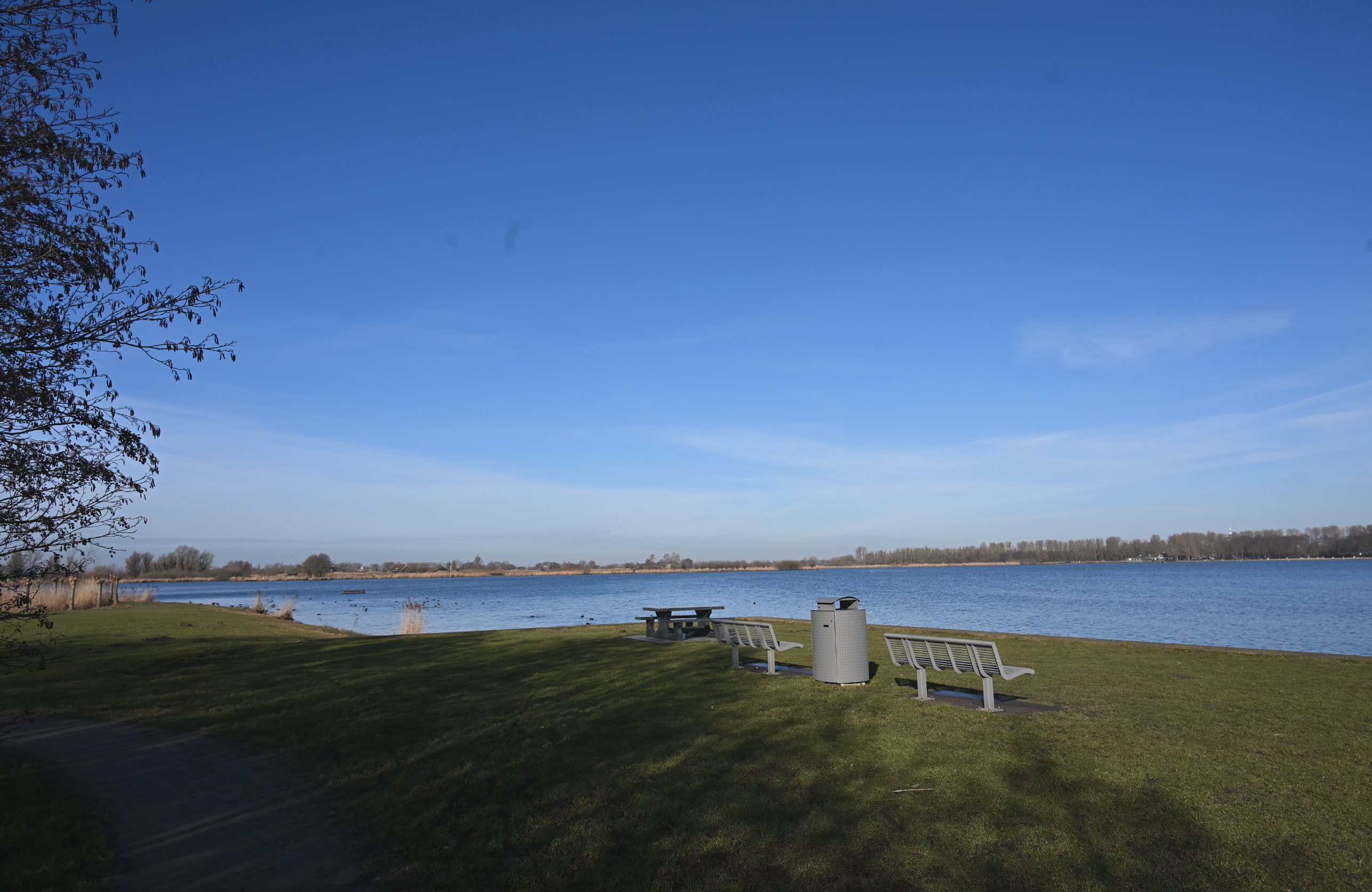 Ijzerzandfilter vervangt ultrasone boeien in Zoetermeerse Plas