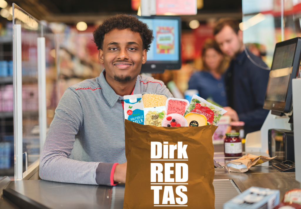 Goedkoop boodschappen doen en minder verspillen: Dirk komt met RED-tas vanaf 23 maart