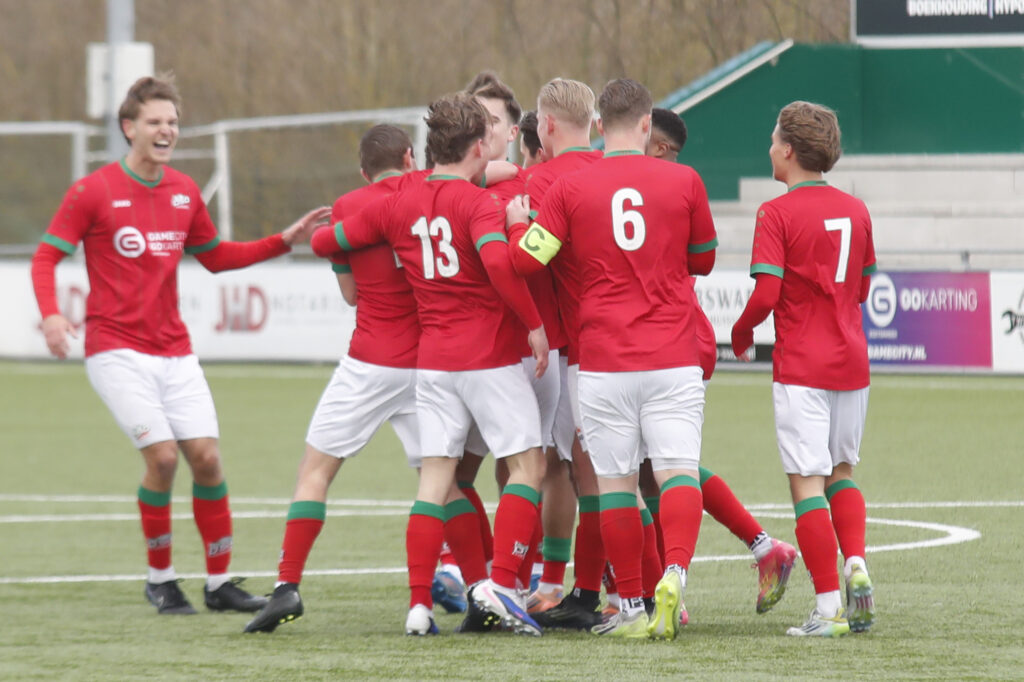DSO overtuigend veilig na ruime zege op Honselersdijk