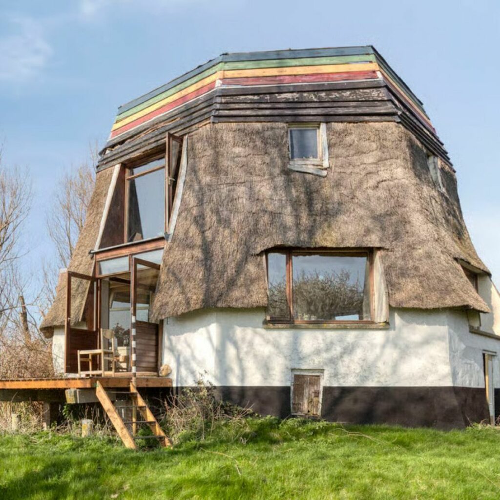 Iconische molen in Zoetermeer te koop