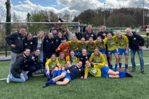 Invaller Bente Suijkerbuijk bezorgt Berkel vrouwen late winst