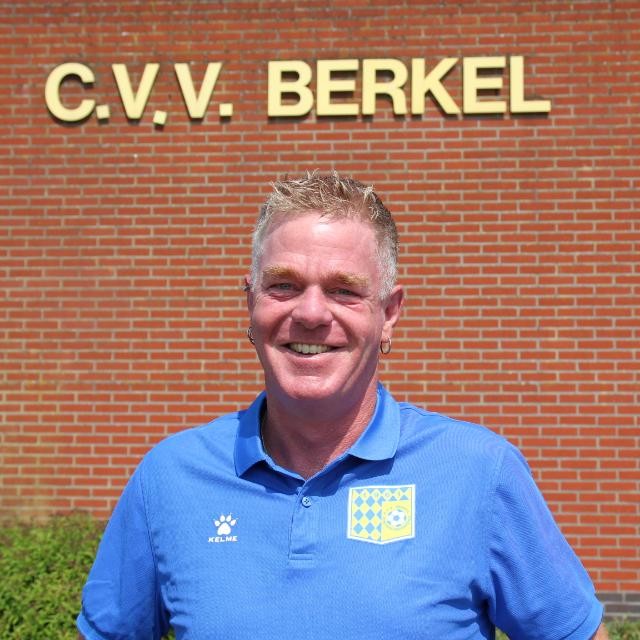 Van linksbuiten tot onmisbare kracht: Johan van Aalst is cvv Berkel