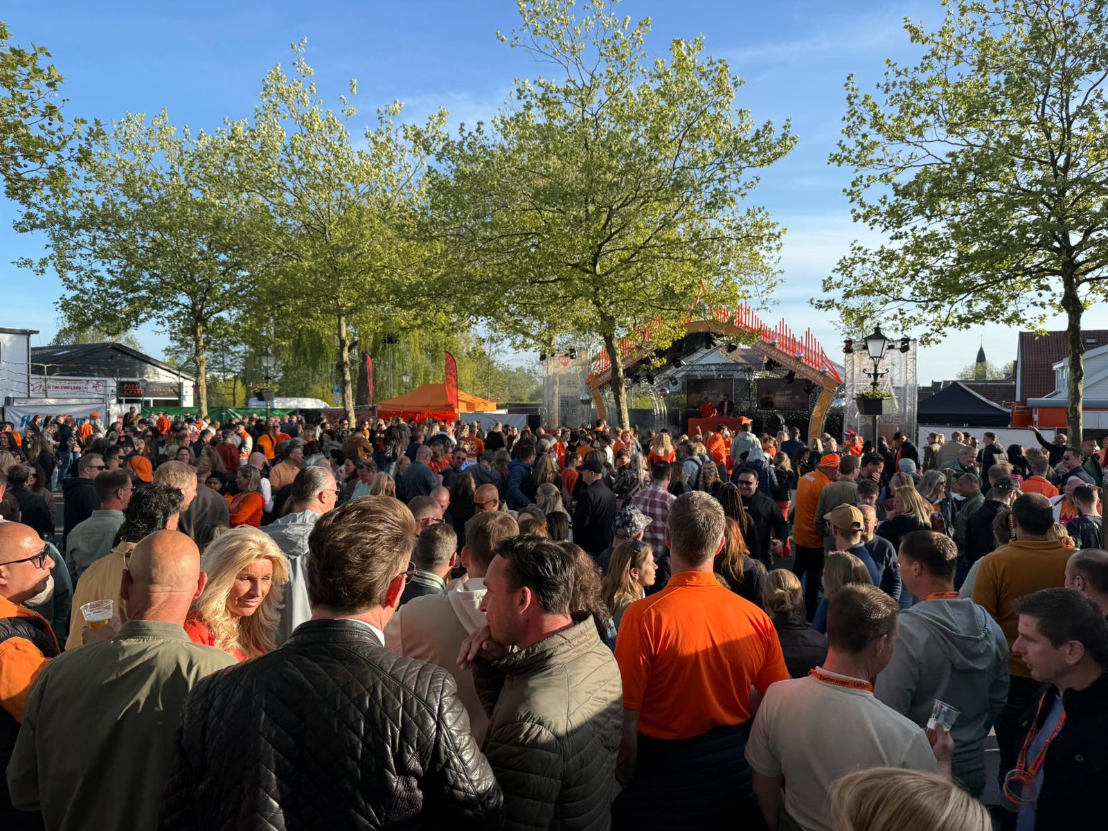 Feest Zoetermeer Oranje “te druk”