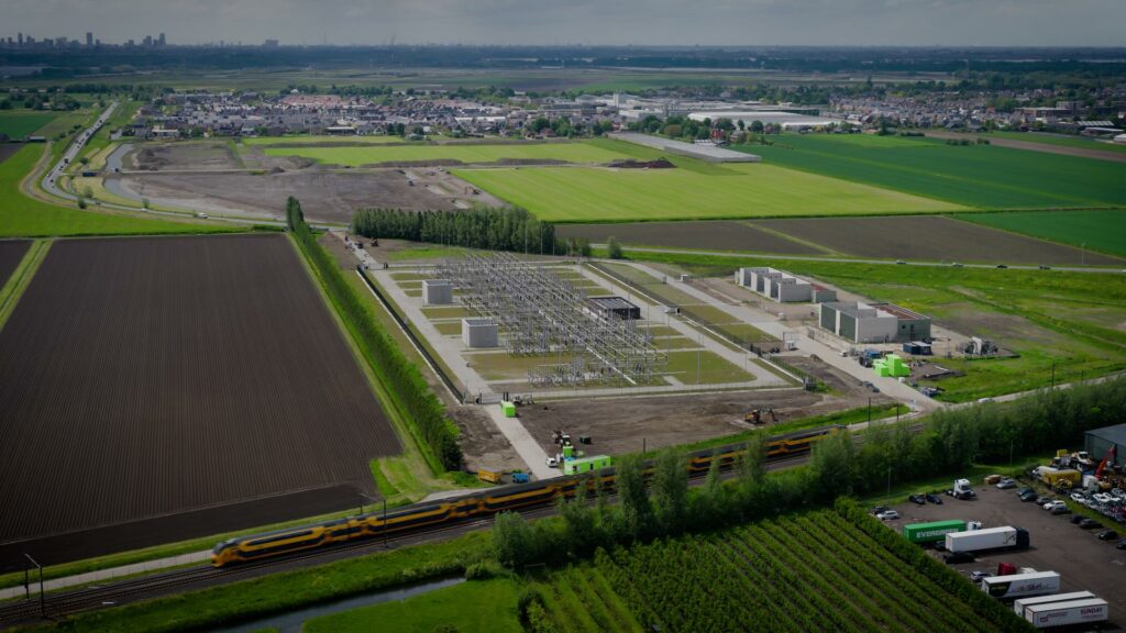 Nieuw hoogspanningsstation Zuidplaspolder in gebruik genomen