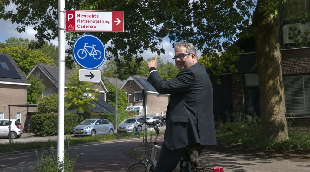 Zoetermeer wil fietsen naar binnenstad aantrekkelijker maken met beter vindbare stallingen