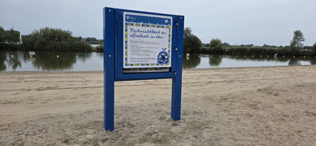 Gratis picknickkleed op Noord Aa helpt afval direct op te ruimen