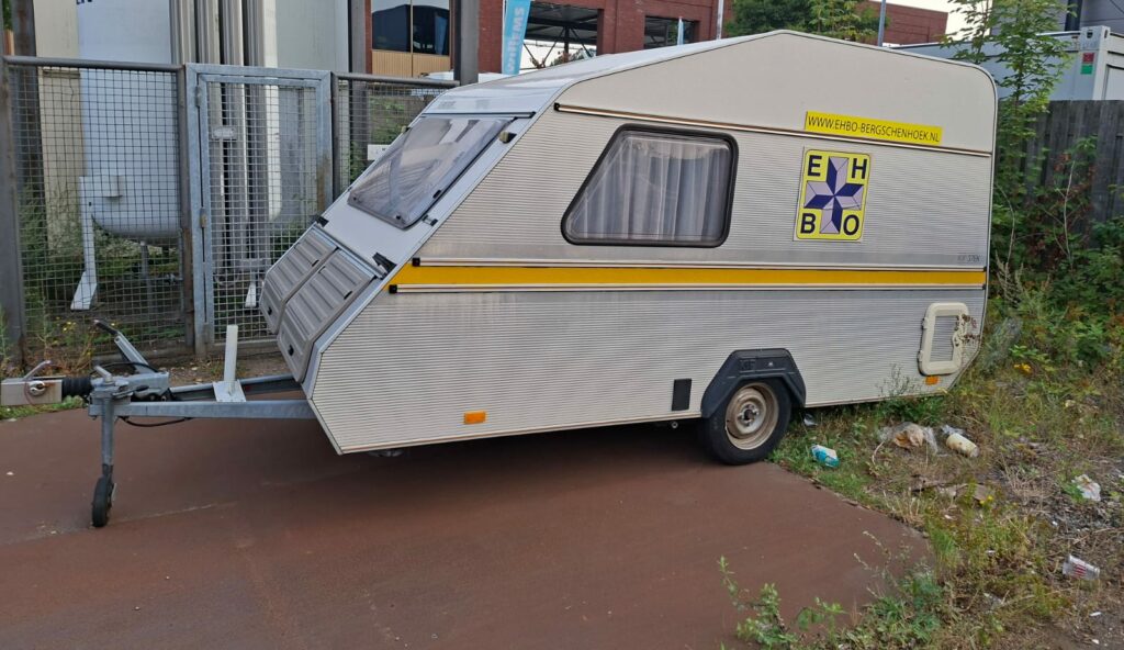 EHBO Lansingerland zoekt gratis stalling voor evenementencaravan