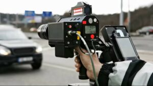 Flitsmarathon van start: extra snelheidscontroles in heel Europa