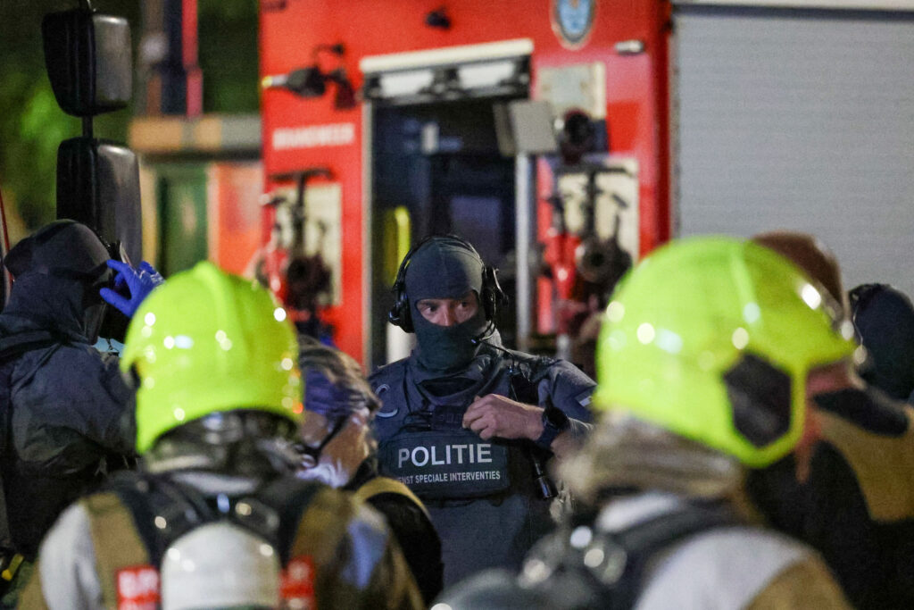 Mogelijk drugslab aan Oostplein in Rotterdam