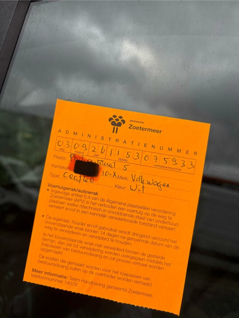 Gemeente treedt op tegen ‘autostalling’ op Hoornerhage